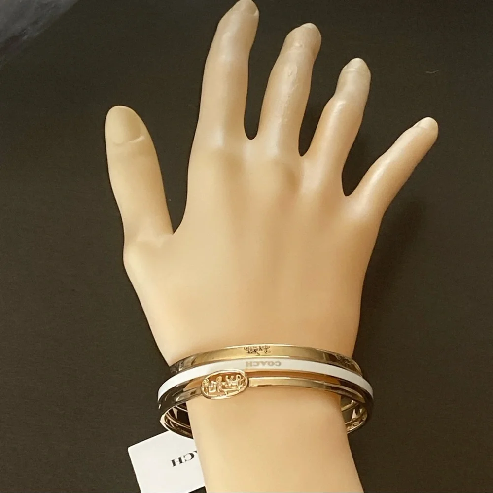Coach Horse And Carriage Enamel Bangle 3 Piece Bracelet Set NWT - Picture 7 of 10